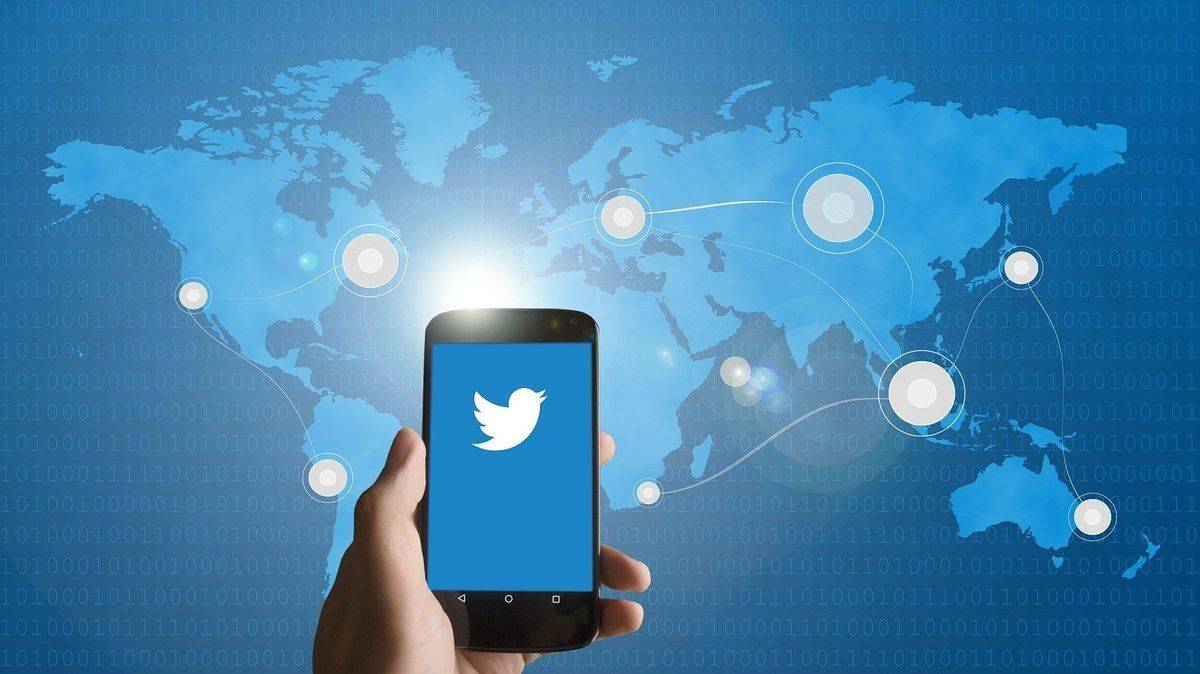 User-Daten von Twitter können Werbetreibende weltweit auswerten.