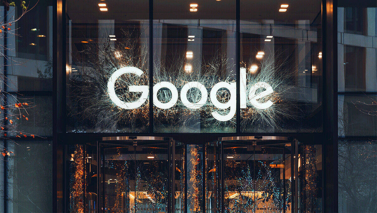 Der Eingang des Google-Büros in London. Die britischen Wettbewerbshüter machten dem Tech-Konzern strenge Auflagen. 