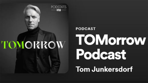 Tom Junkersdorf ist der Host des Podcasts "TOMorrow".
