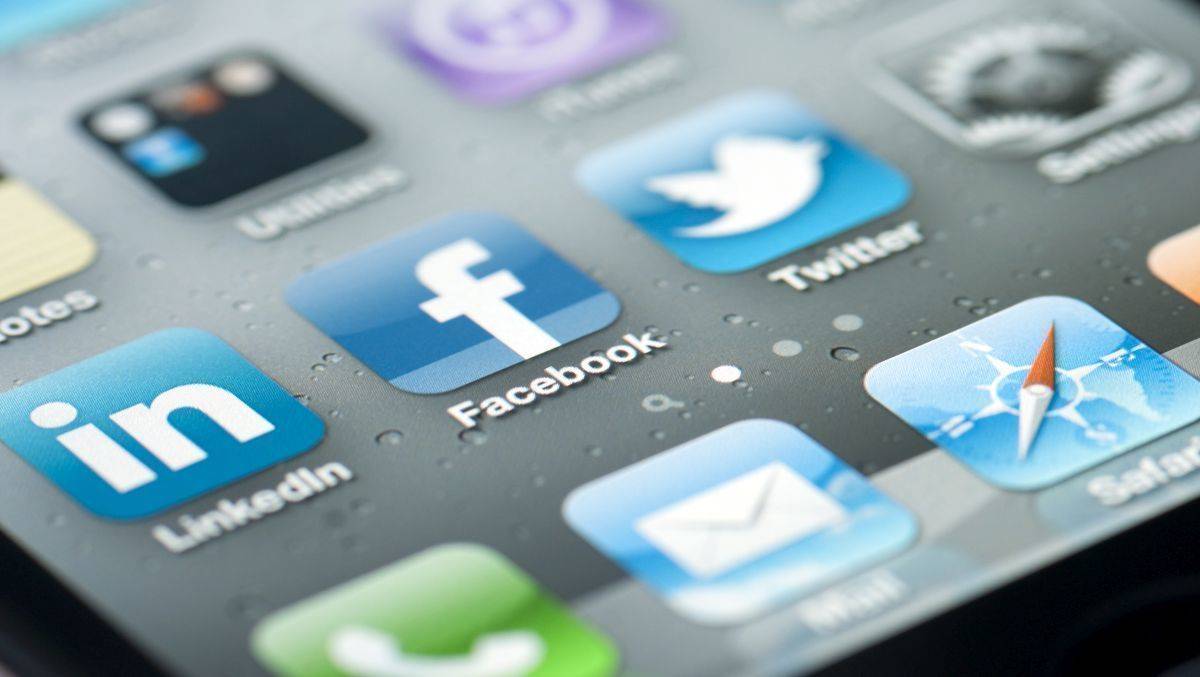 Wie professionell sind die DAX30-Konzerne in den Sozialen Netzwerken? 